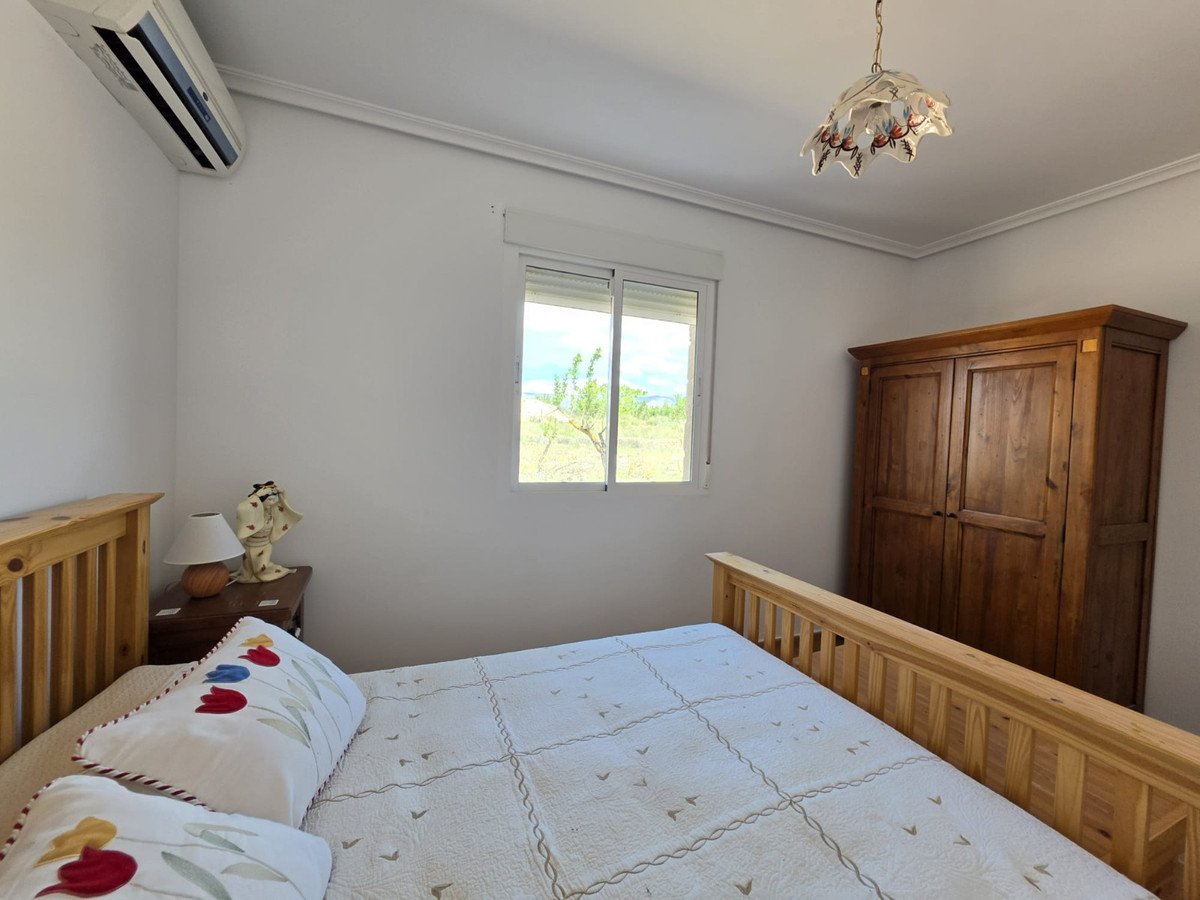 3 Bed Detached Villa in Monóvar