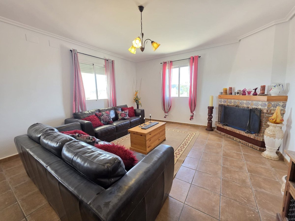 3 Bed Detached Villa in Monóvar