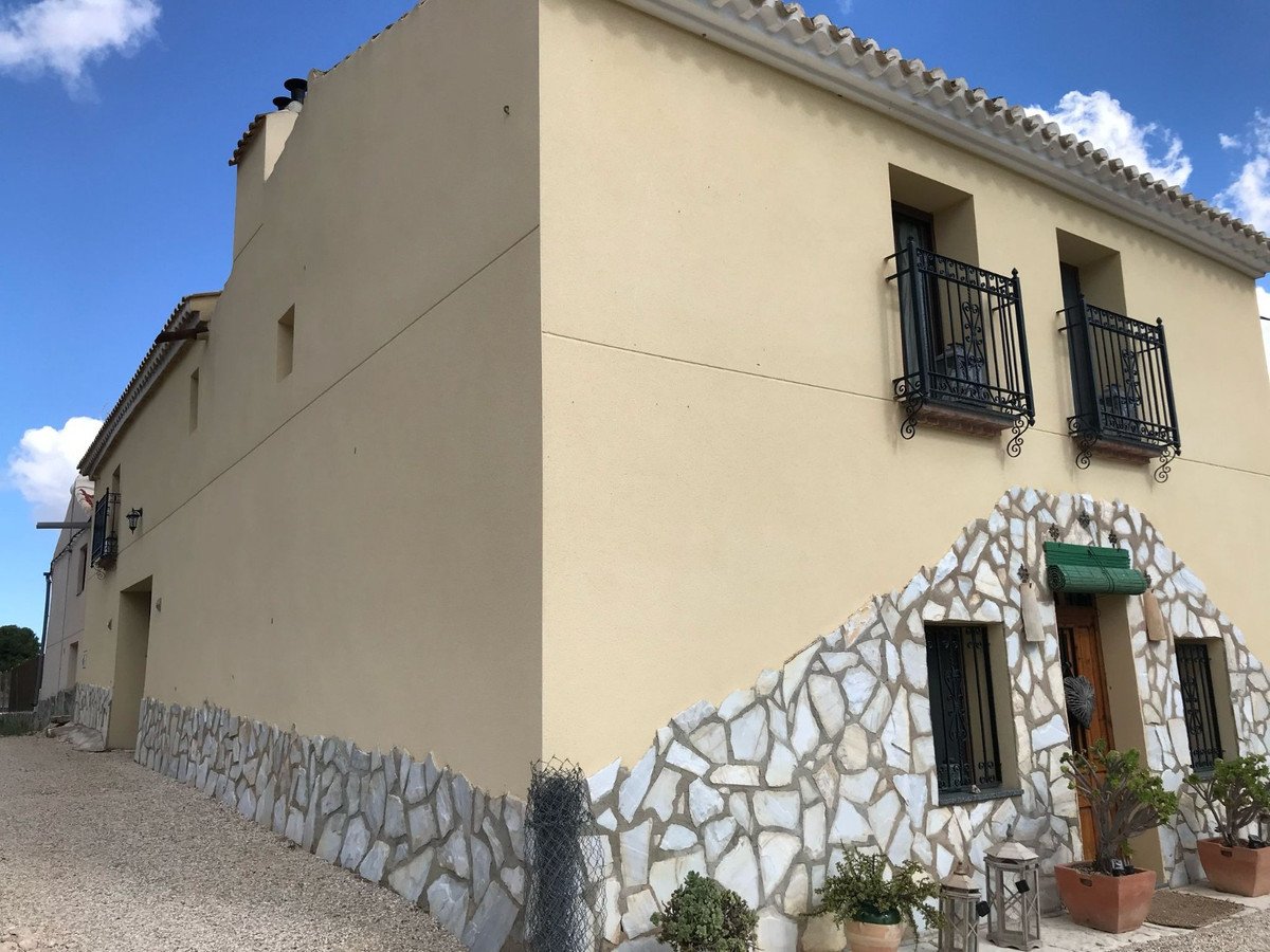 5 Bed Finca - Cortijo in Monóvar
