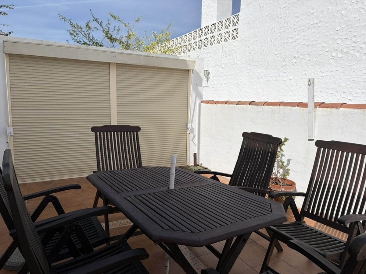 2 Bed Townhouse in Estepona
