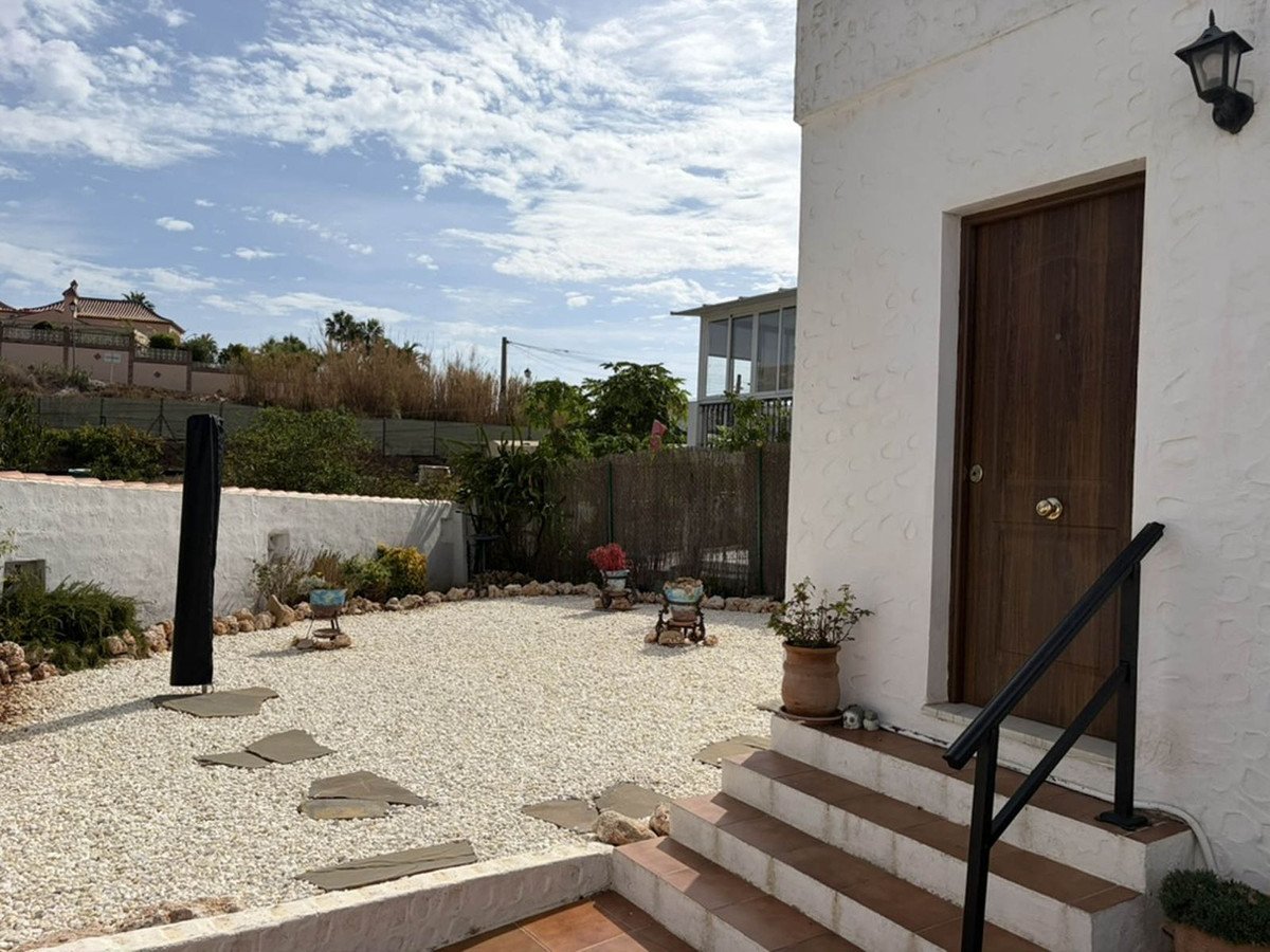 2 Bed Townhouse in Estepona