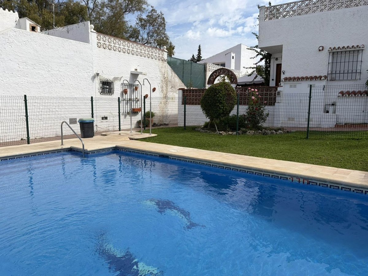 2 Bed Townhouse in Estepona