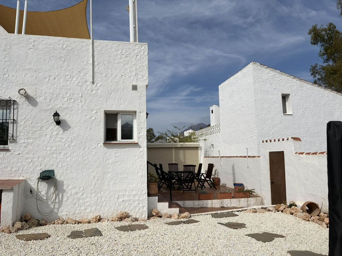 2 Bed Townhouse in Estepona