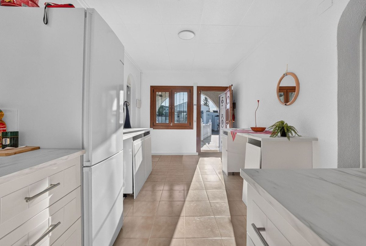 3 Bed Detached Villa in Torrevieja