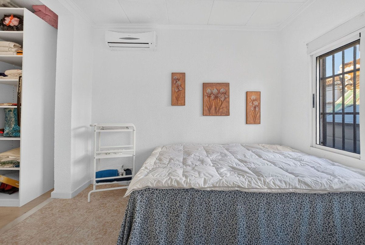 3 Bed Detached Villa in Torrevieja