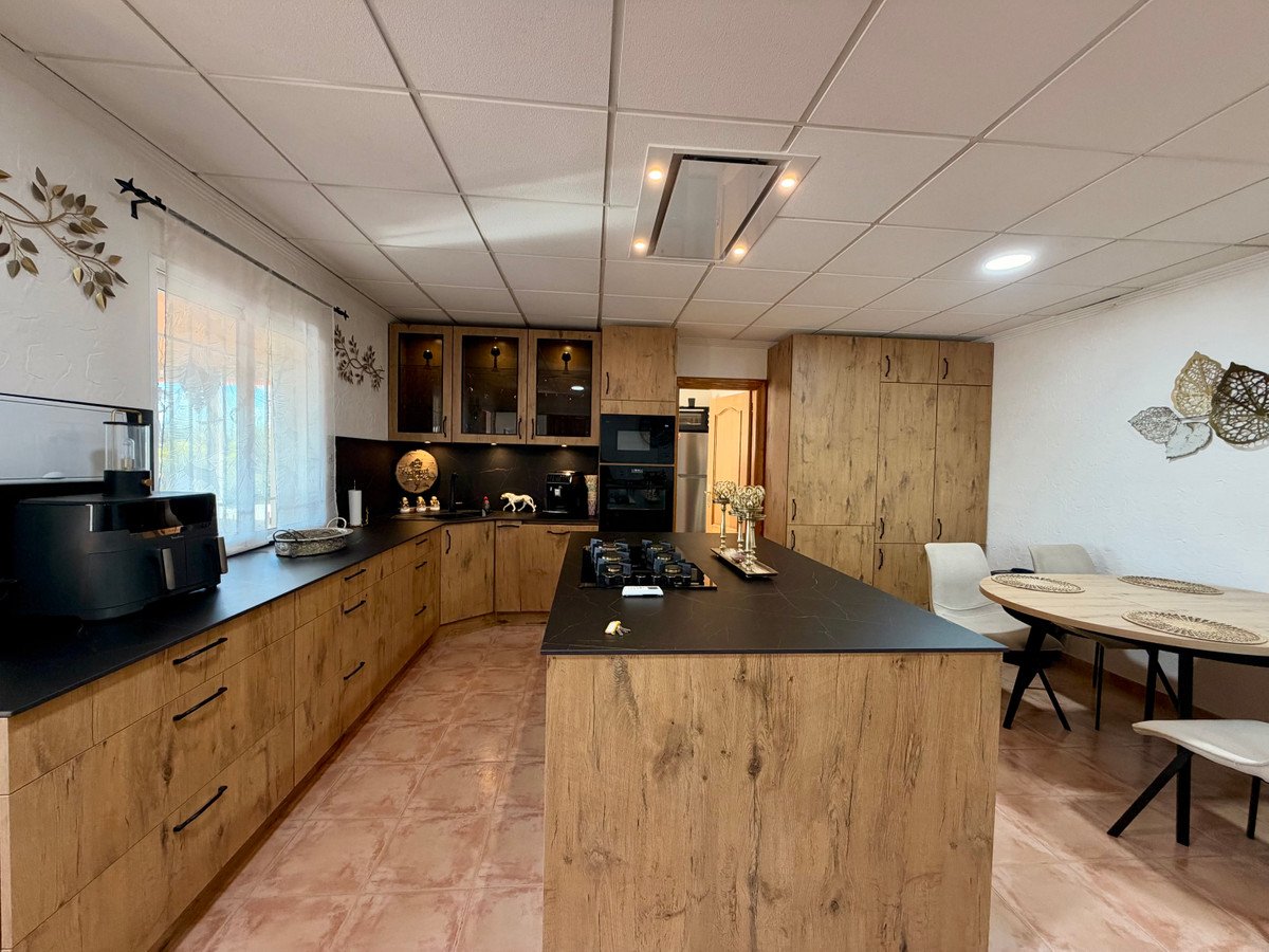 3 Bed Detached Villa in Fortuna