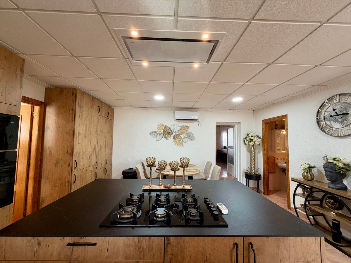 3 Bed Detached Villa in Fortuna