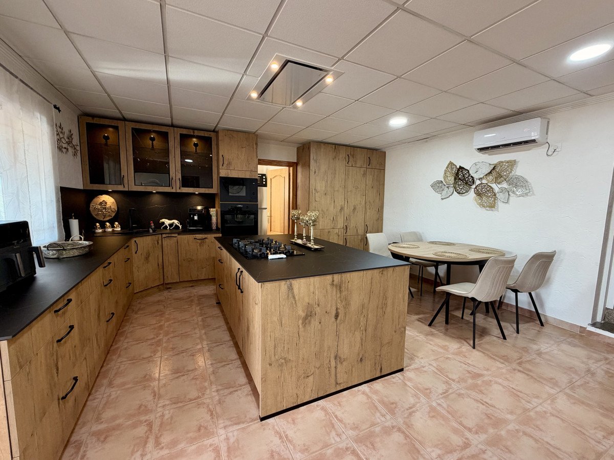 3 Bed Detached Villa in Fortuna