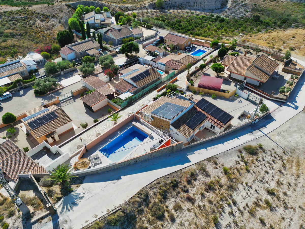 3 Bed Detached Villa in Fortuna