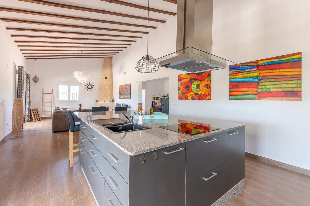 5 Bed Detached Villa in La Romana