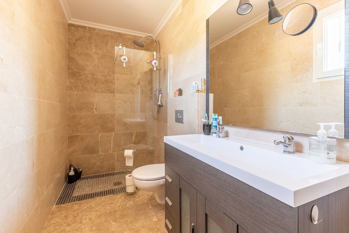 5 Bed Detached Villa in La Romana