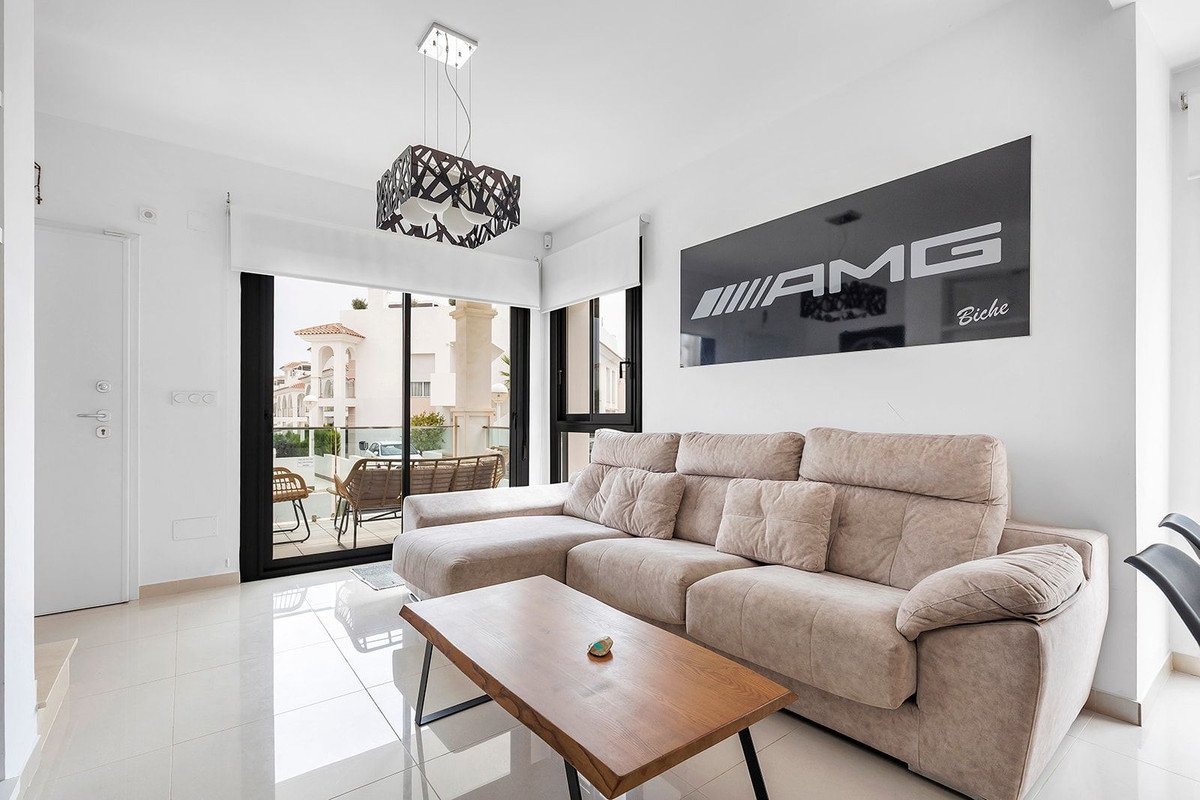 4 Bed Semi-Detached House in Ciudad Quesada