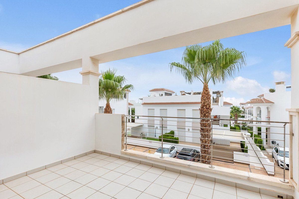 4 Bed Semi-Detached House in Ciudad Quesada