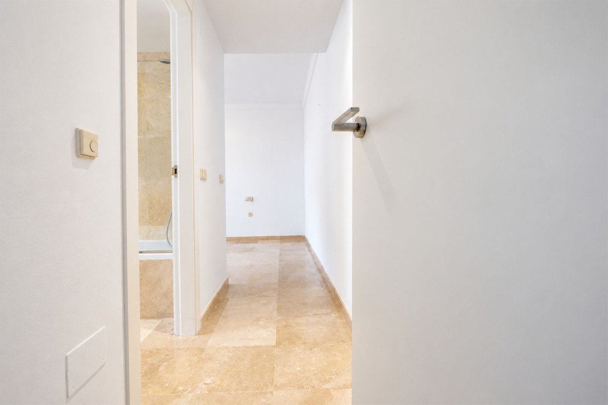 3 Bed Middle Floor Apartment in La Mairena