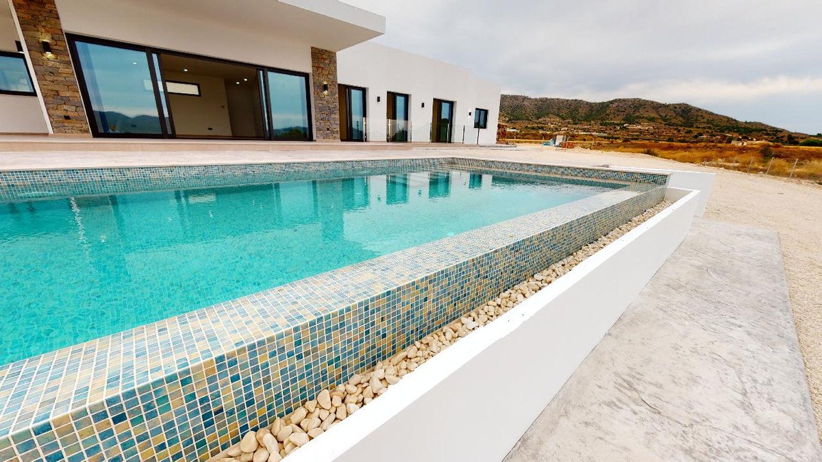 3 Bed Detached Villa in La Romana