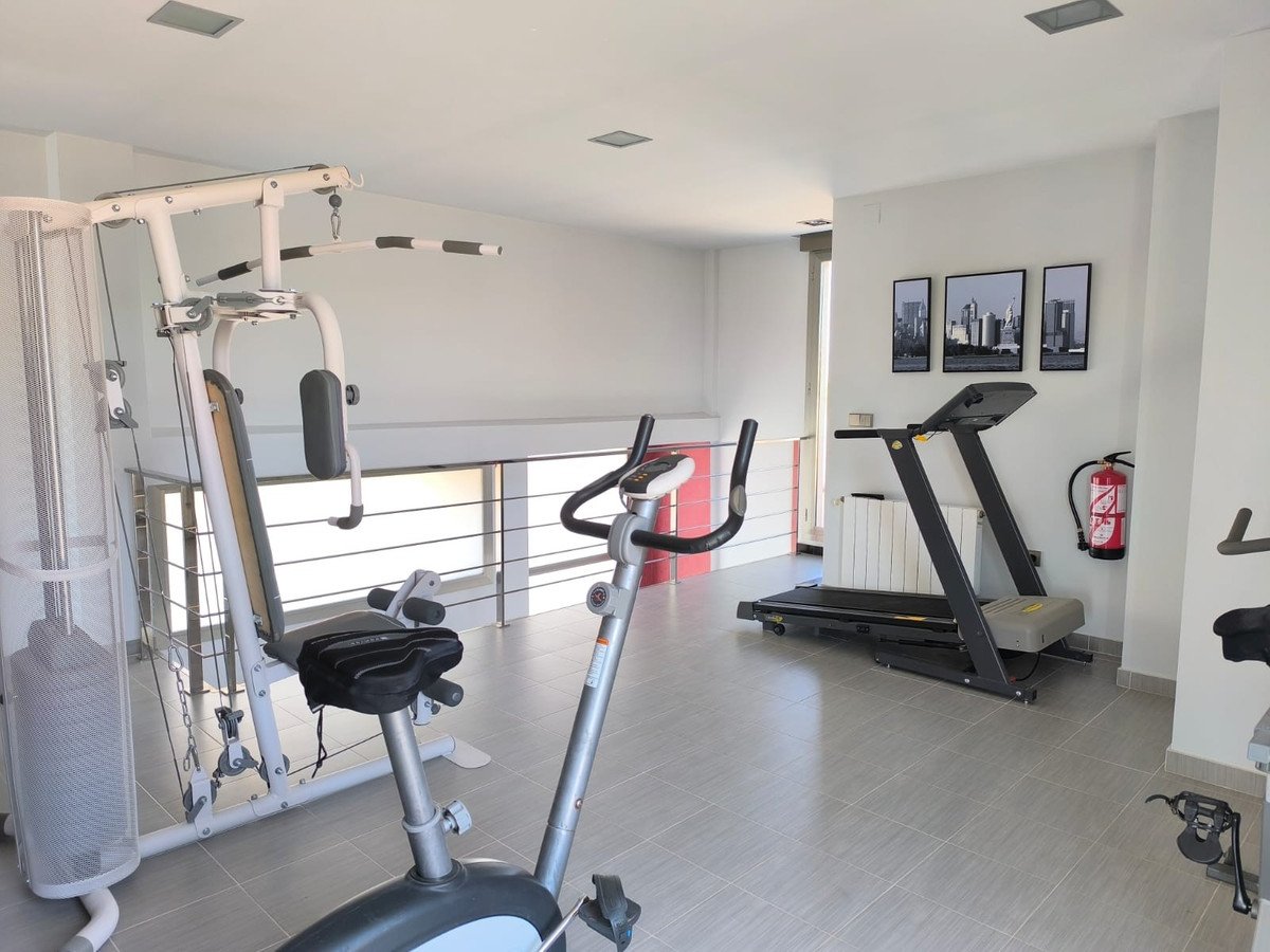 5 Bed Detached Villa in Yecla