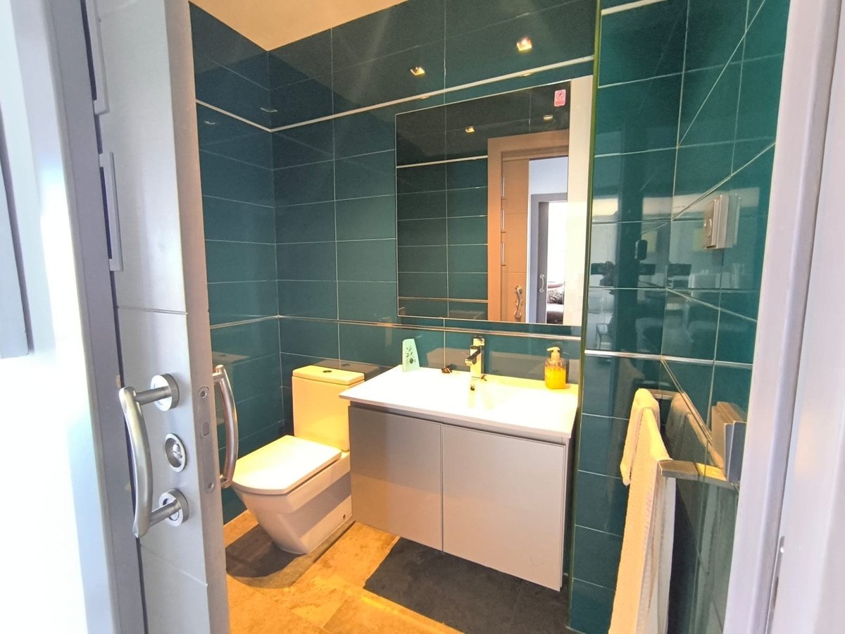 5 Bed Detached Villa in Yecla