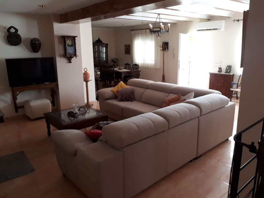 10 Bed Detached Villa in Villena