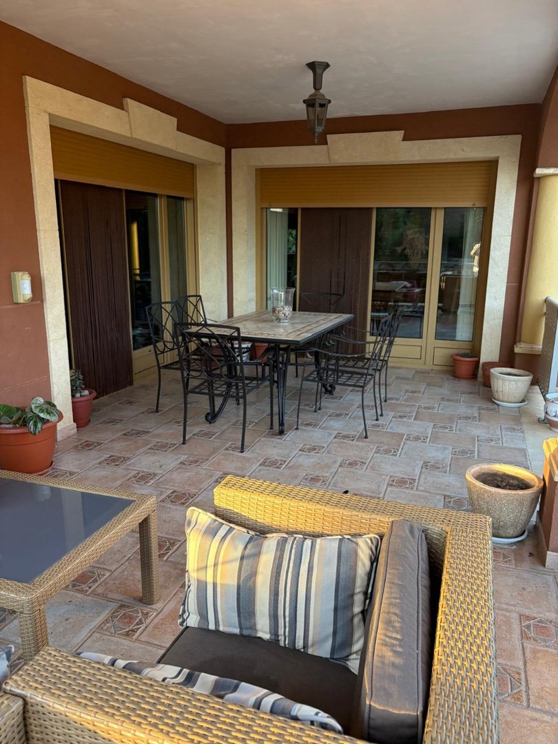 6 Bed Detached Villa in Yecla