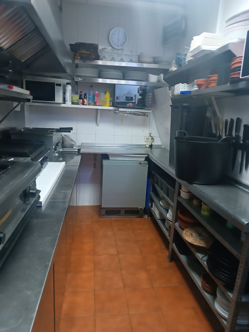 2 Bed Restaurant in Estepona