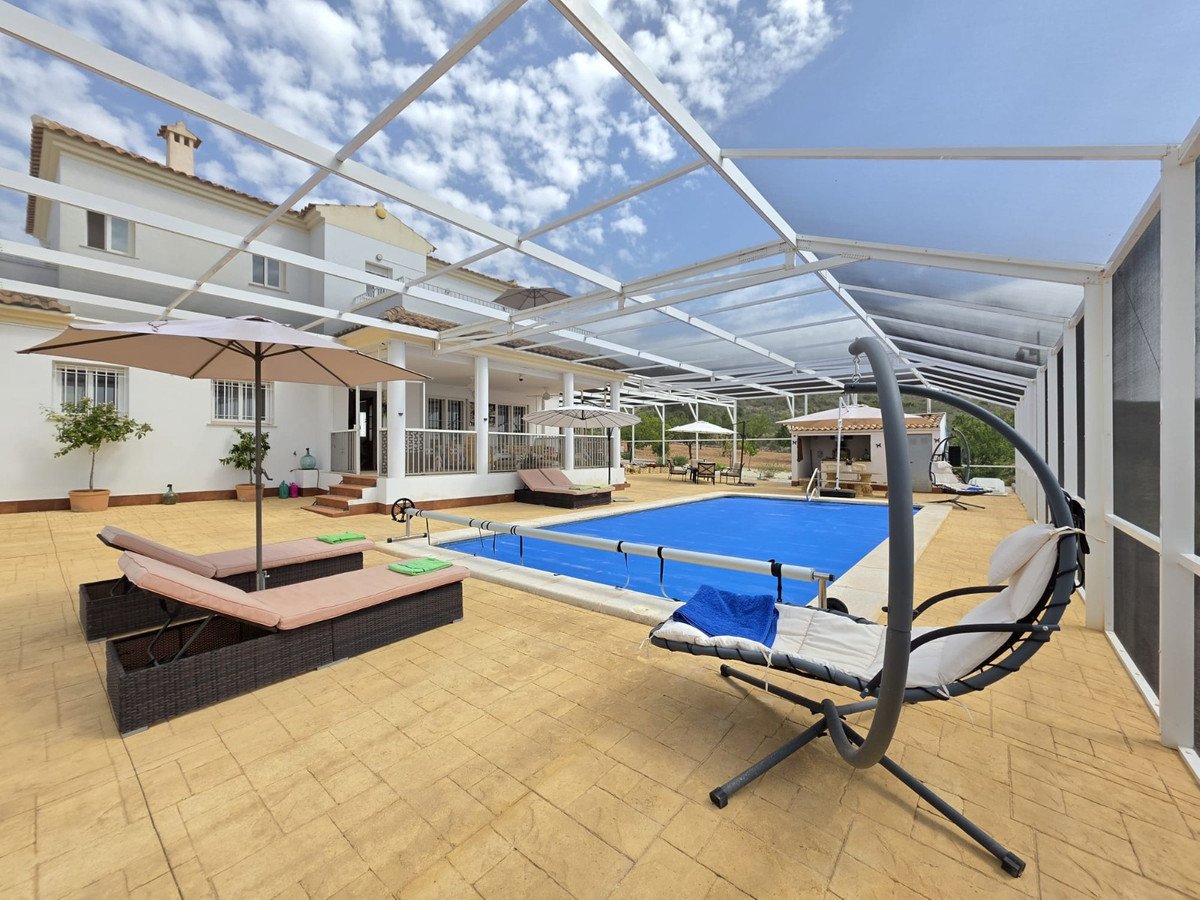 3 Bed Detached Villa in Pinoso