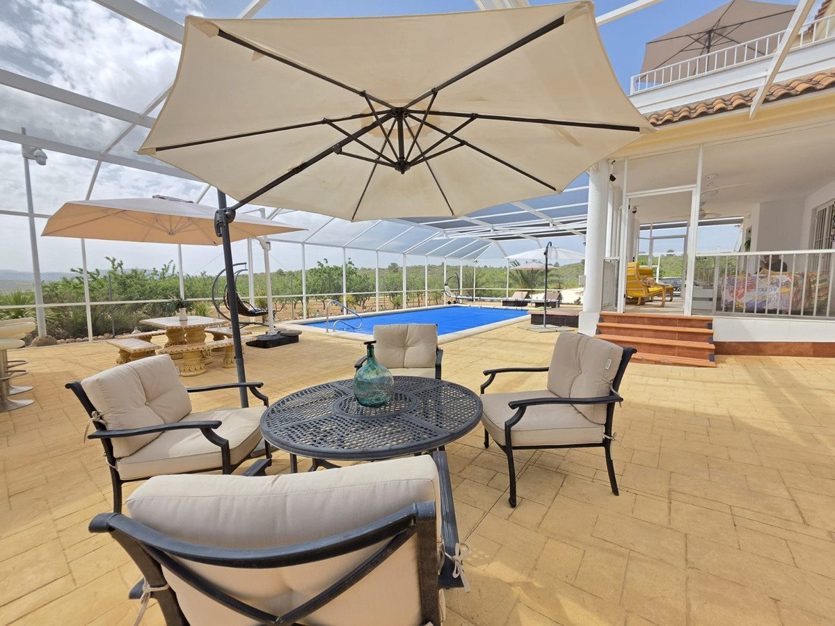 3 Bed Detached Villa in Pinoso