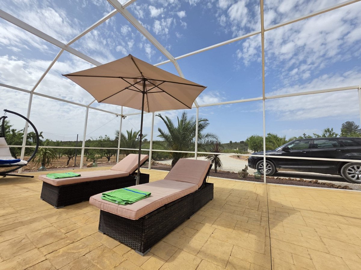 3 Bed Detached Villa in Pinoso