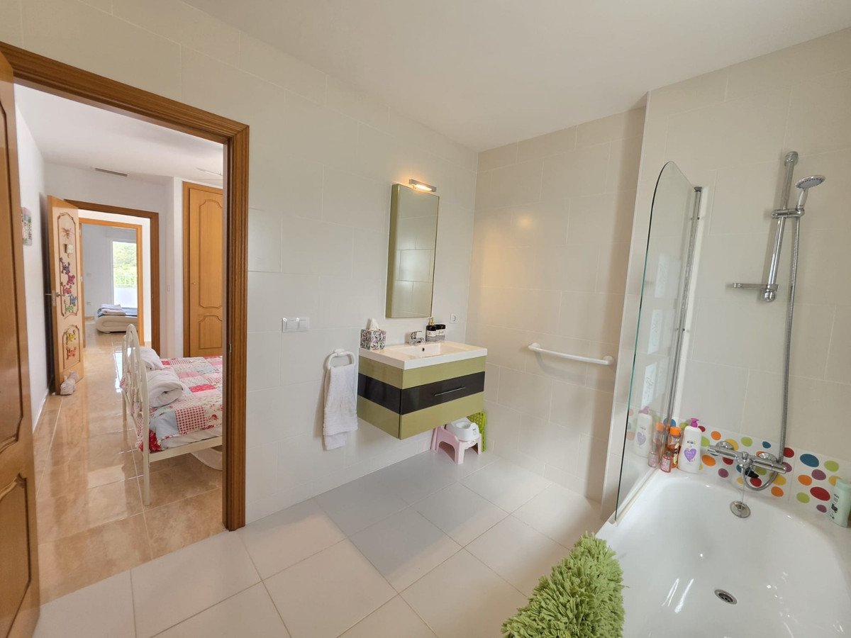3 Bed Detached Villa in Pinoso