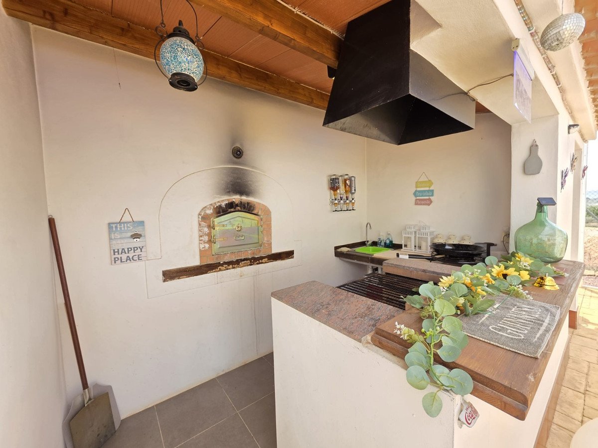 3 Bed Detached Villa in Pinoso