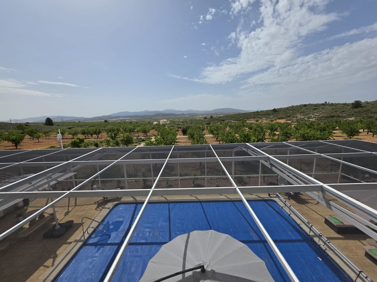 3 Bed Detached Villa in Pinoso