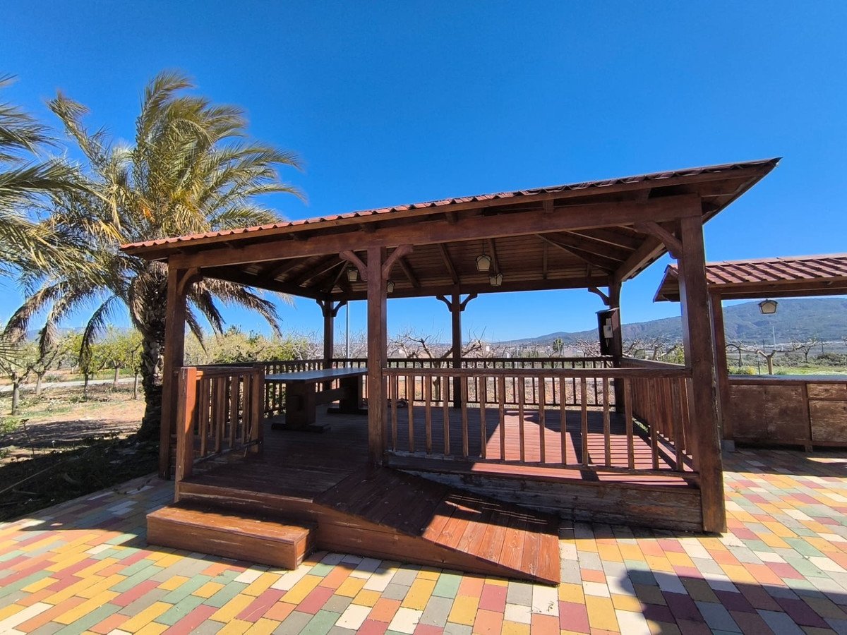4 Bed Detached Villa in Pinoso