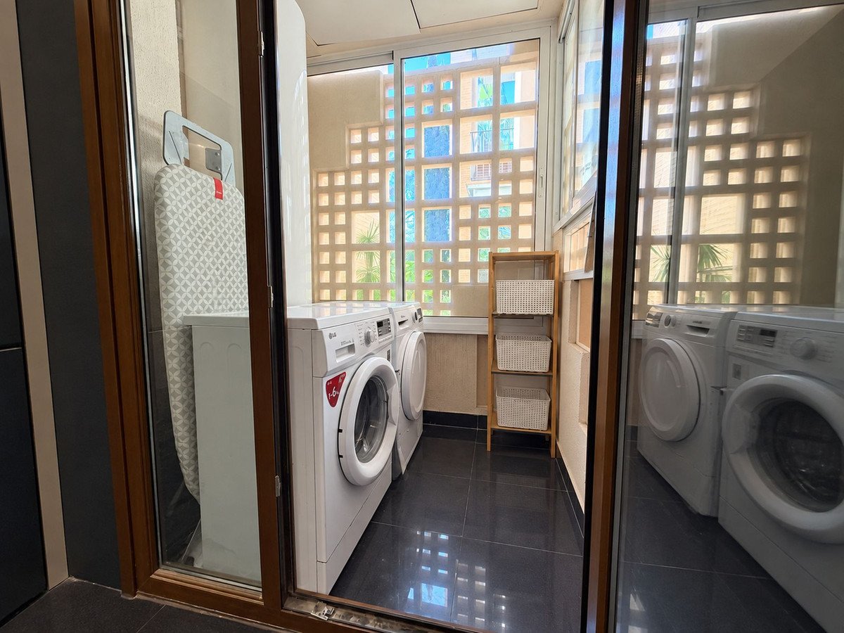 2 Bed Ground Floor Apartment in Estepona