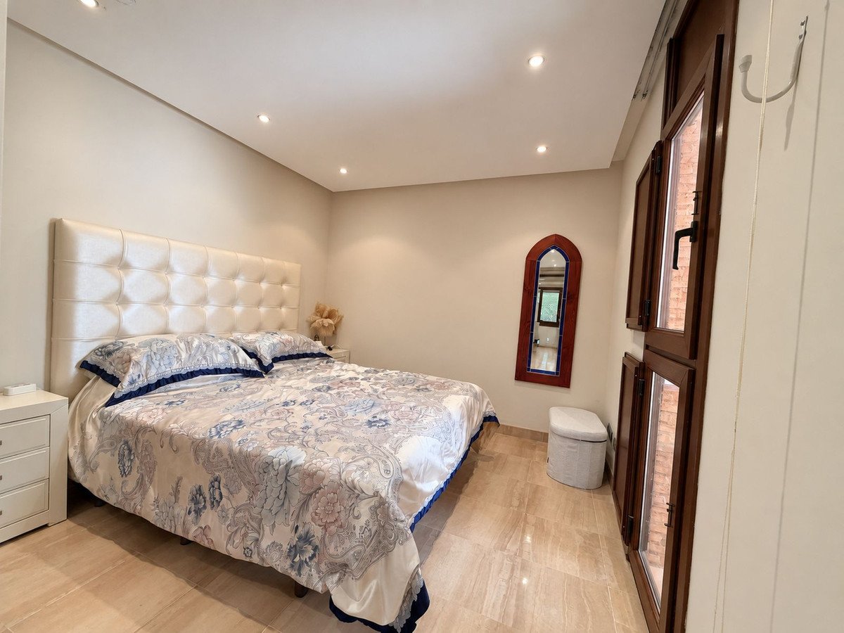 2 Bed Ground Floor Apartment in Estepona