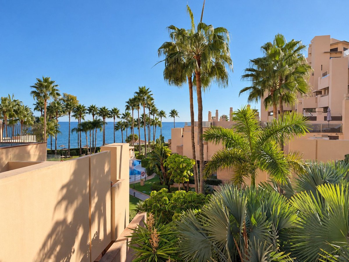 2 Bed Ground Floor Apartment in Estepona