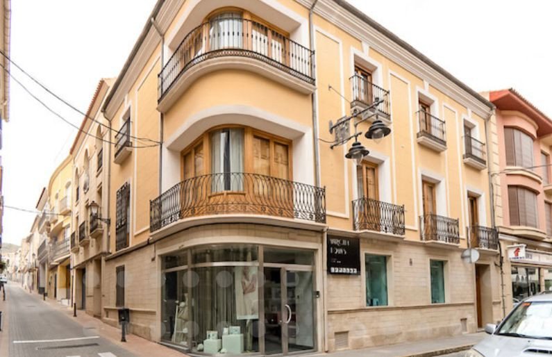 4 Bed Townhouse in Jumilla