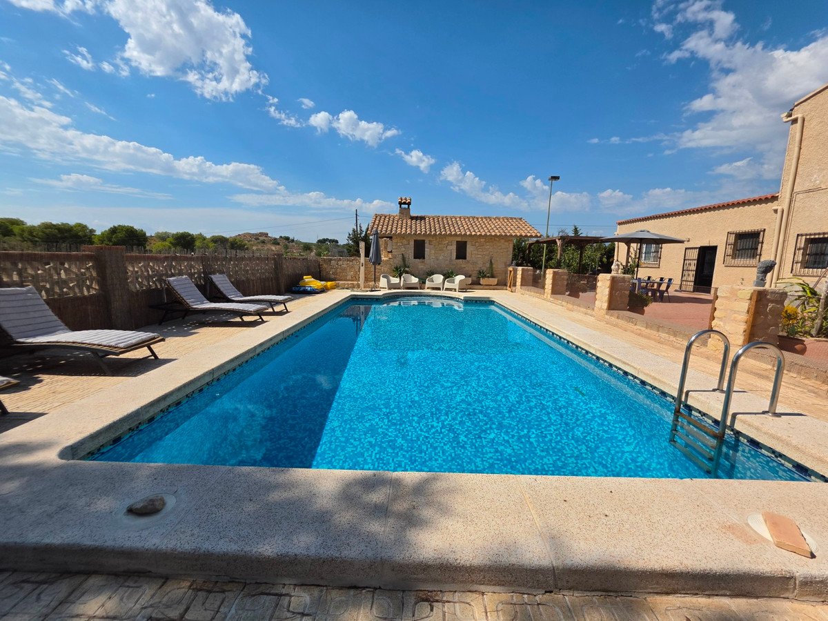 6 Bed Finca - Cortijo in Elche
