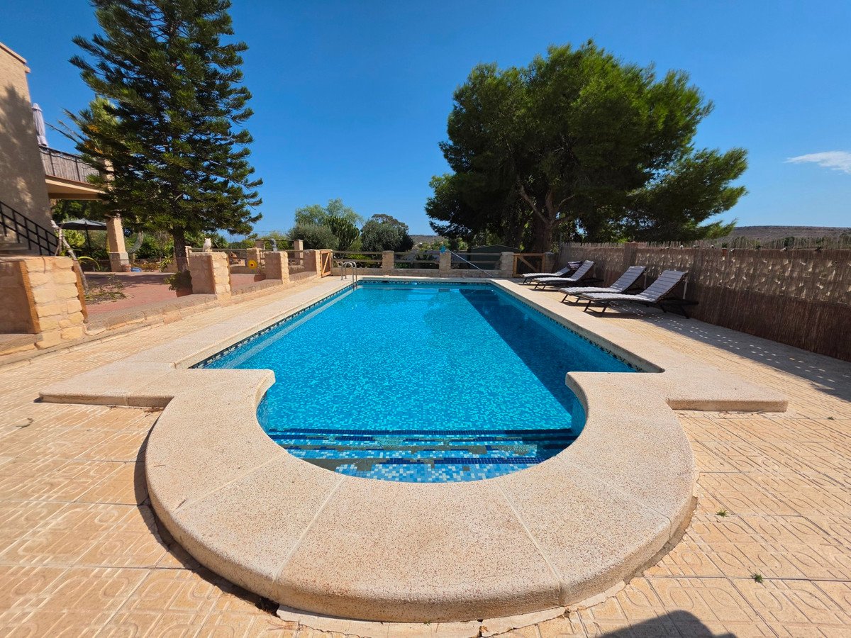 6 Bed Finca - Cortijo in Elche