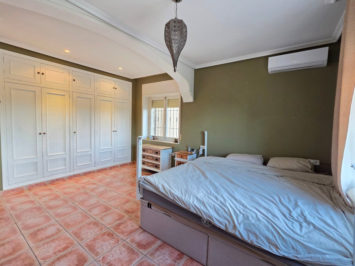 6 Bed Finca - Cortijo in Elche