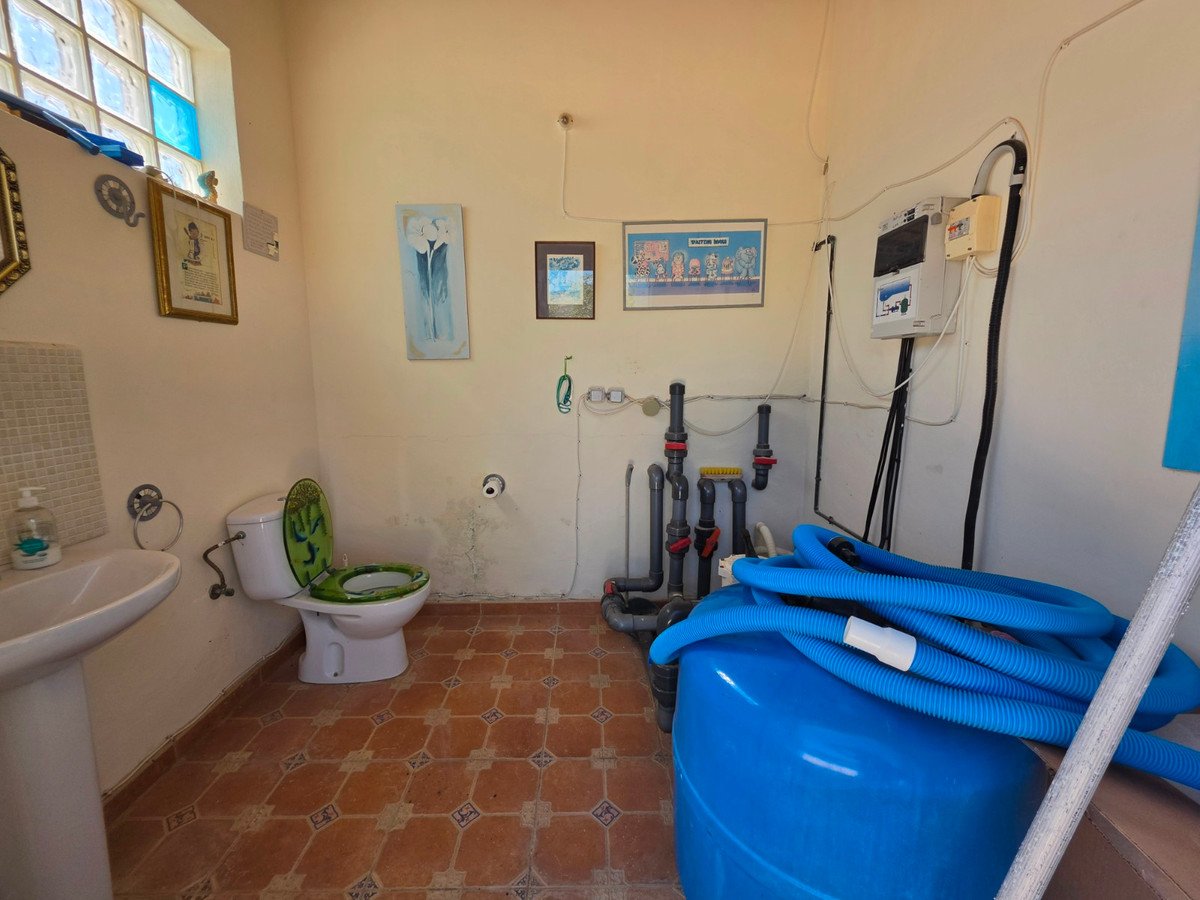 4 Bed Detached Villa in Pinoso