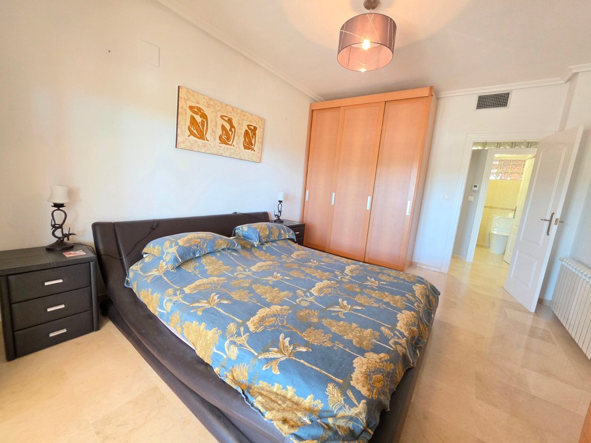 4 Bed Detached Villa in Pinoso