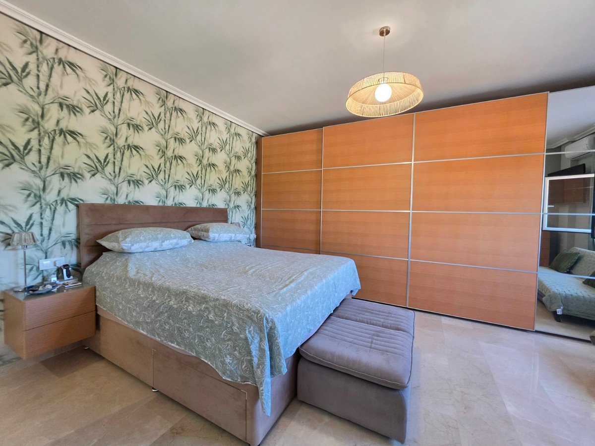 4 Bed Detached Villa in Pinoso