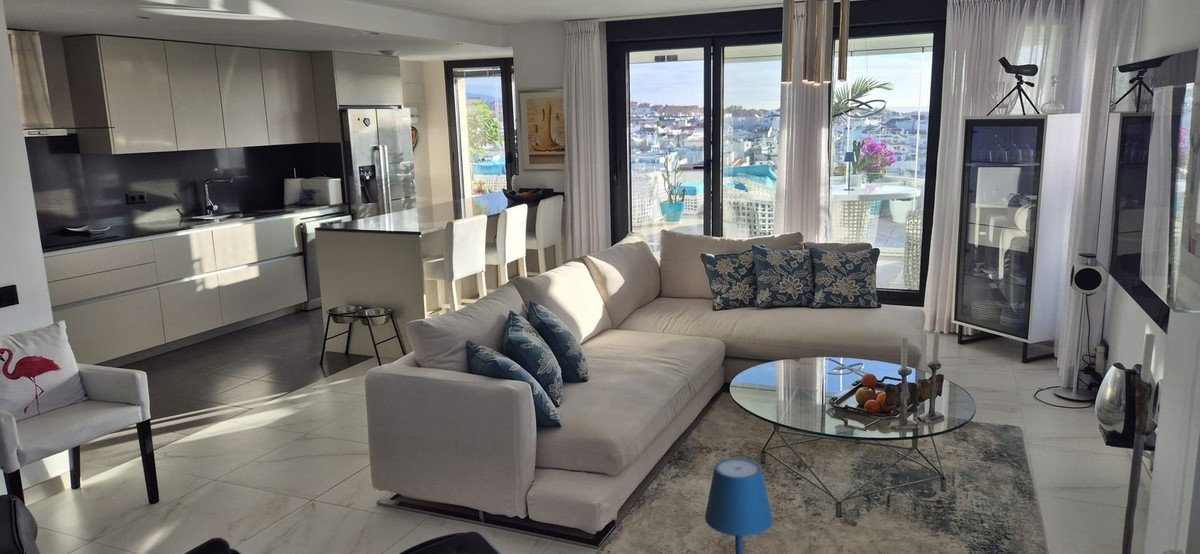 3 Bed Penthouse in Estepona