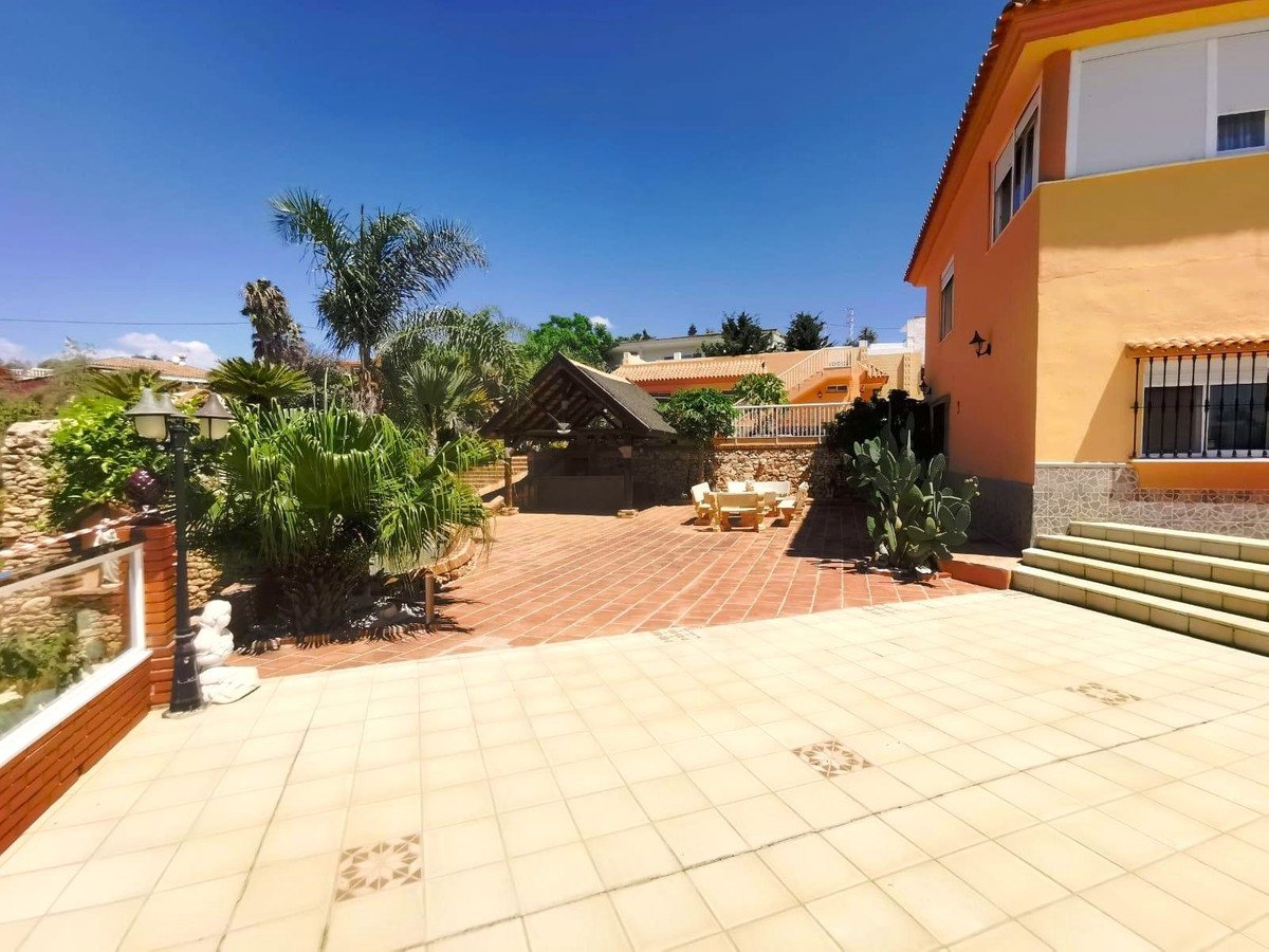 6 Bed Detached Villa in La Cala de Mijas