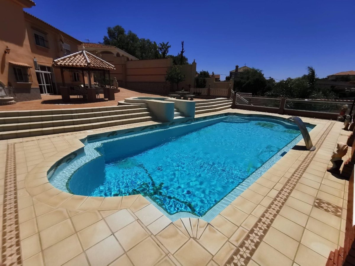 6 Bed Detached Villa in La Cala de Mijas