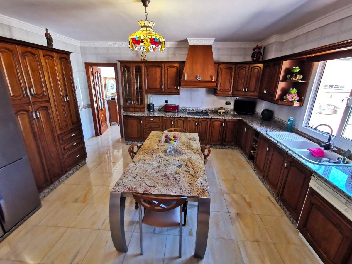 6 Bed Detached Villa in La Cala de Mijas