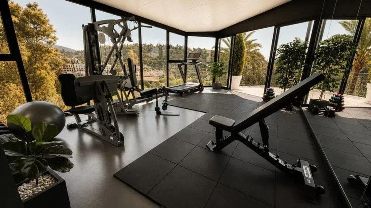 6 Bed Detached Villa in Los Arqueros