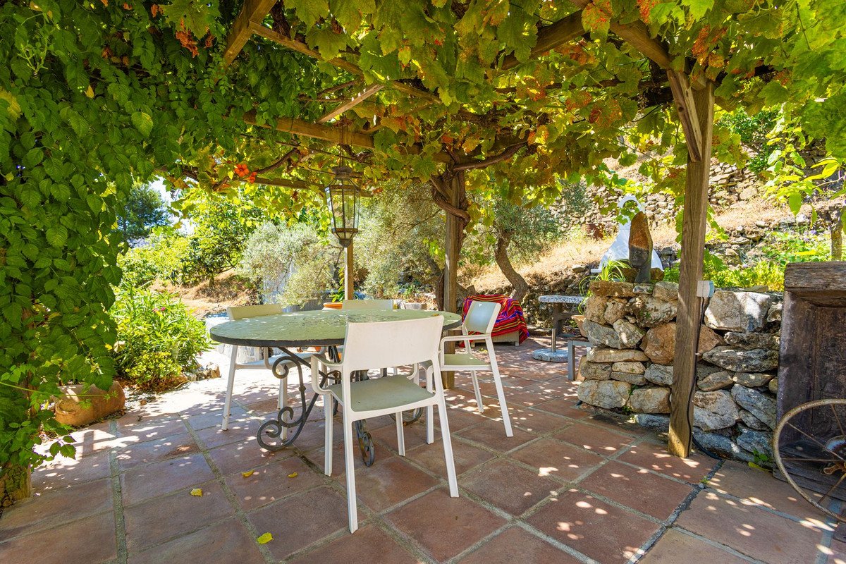5 Bed Detached Villa in Cómpeta