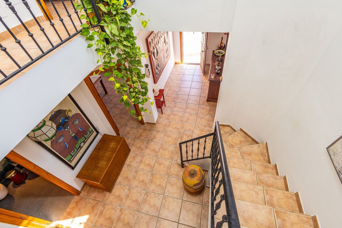 5 Bed Detached Villa in Cómpeta