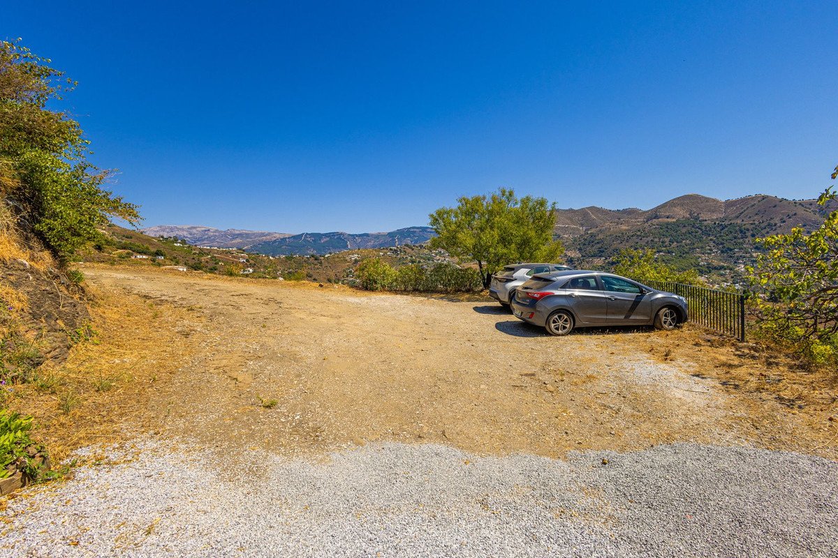 5 Bed Detached Villa in Cómpeta