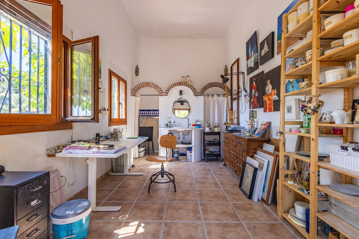 5 Bed Detached Villa in Cómpeta